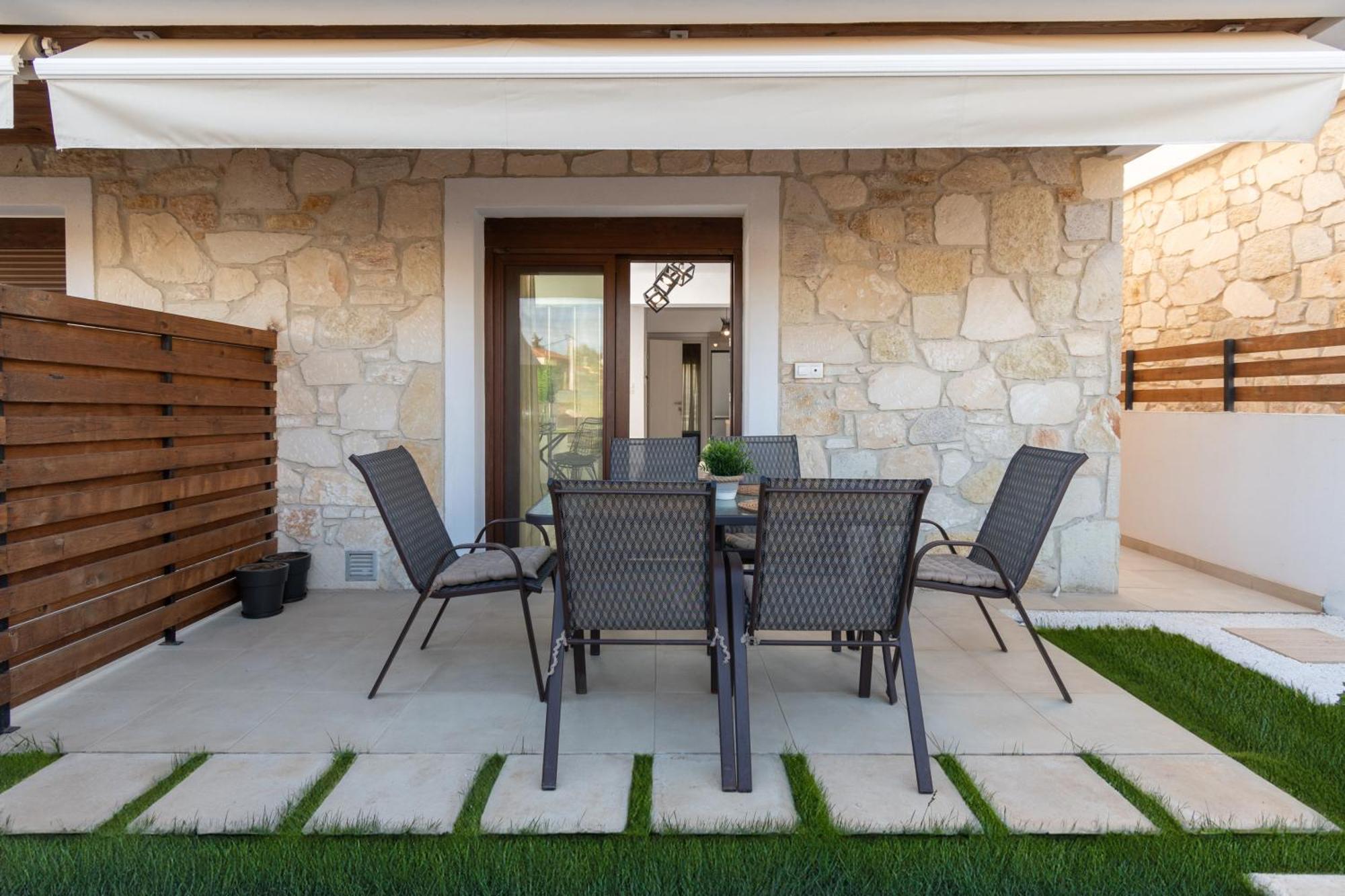 ניקיטי Sithonia Rs Olive Luxury Maisonette מראה חיצוני תמונה