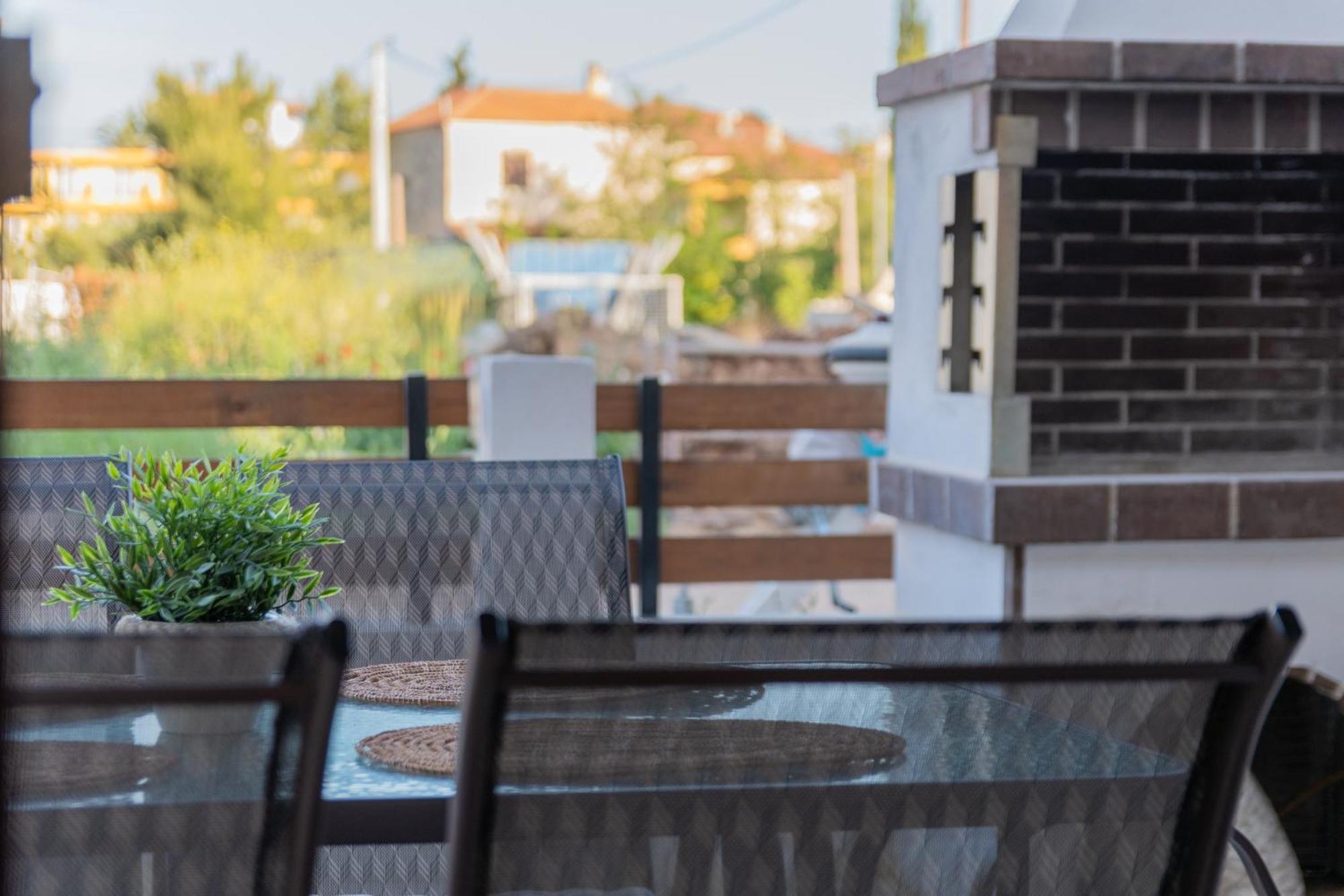 ניקיטי Sithonia Rs Olive Luxury Maisonette מראה חיצוני תמונה
